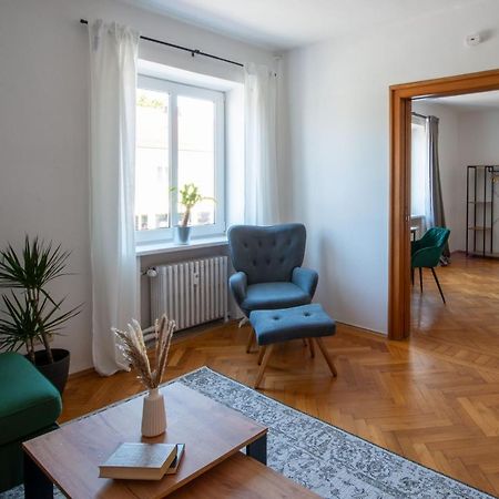 Bessa Homes 6 Personen 2 Schlafzimmer, 3 King Size, Betten, Balkon, Kueche Haag in Oberbayern Bagian luar foto