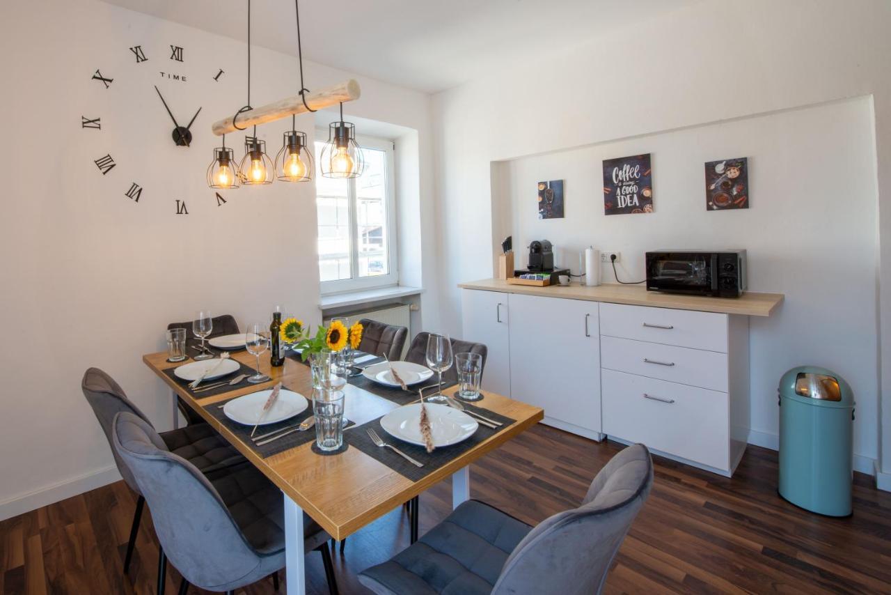 Bessa Homes 6 Personen 2 Schlafzimmer, 3 King Size, Betten, Balkon, Kueche Haag in Oberbayern Bagian luar foto