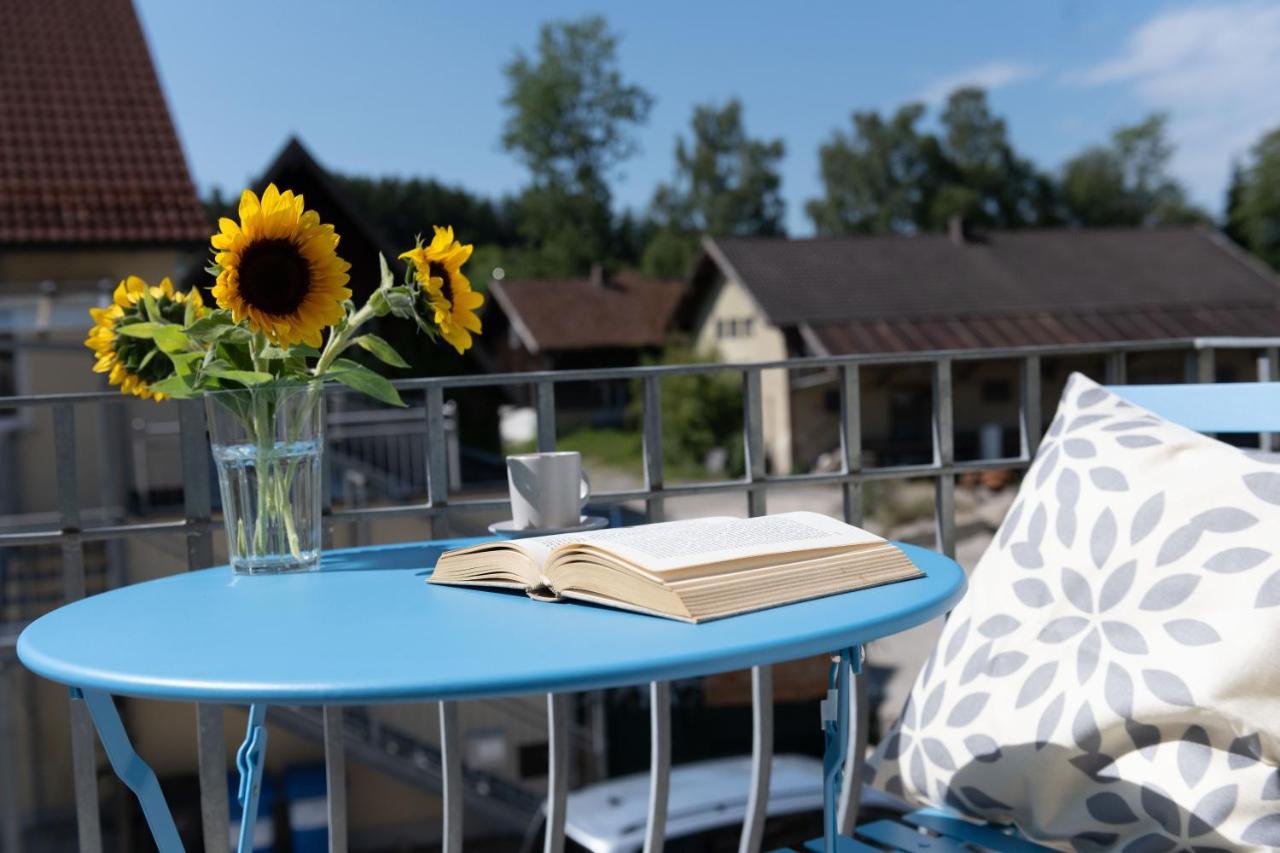 Bessa Homes 6 Personen 2 Schlafzimmer, 3 King Size, Betten, Balkon, Kueche Haag in Oberbayern Bagian luar foto