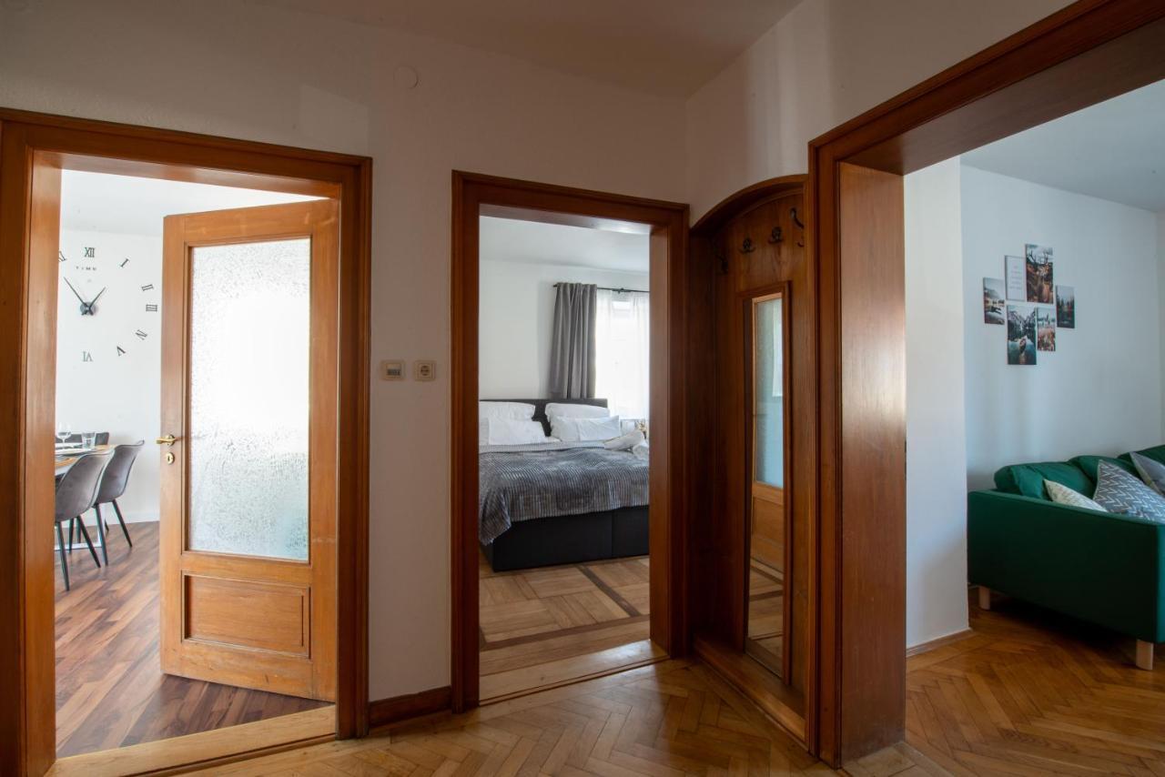 Bessa Homes 6 Personen 2 Schlafzimmer, 3 King Size, Betten, Balkon, Kueche Haag in Oberbayern Bagian luar foto